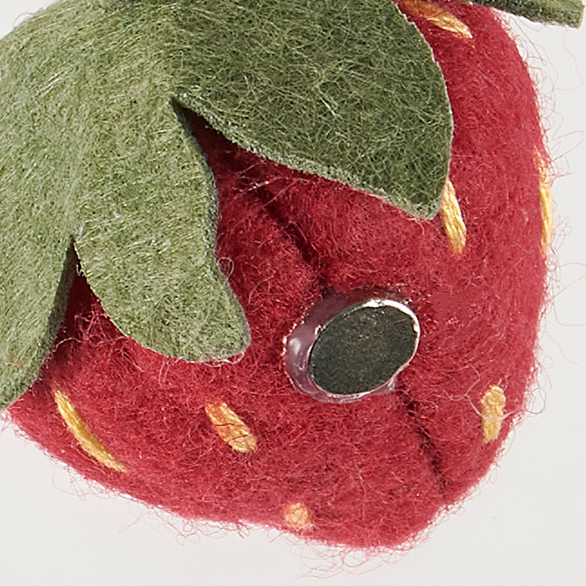 Strawberry Felt Magnet Set Primitives by Kathy