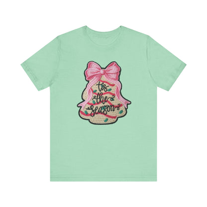 Tis the Season Bow Cake Tree Christmas T-Shirt - Faux Yarn