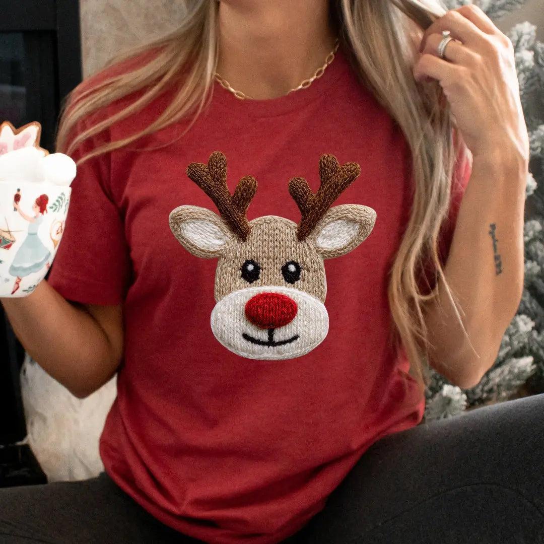 Cute Reindeer Face Christmas T-Shirt - Faux Yarn