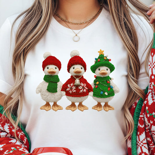 Cute Christmas Geese T-Shirt - Faux Yarn